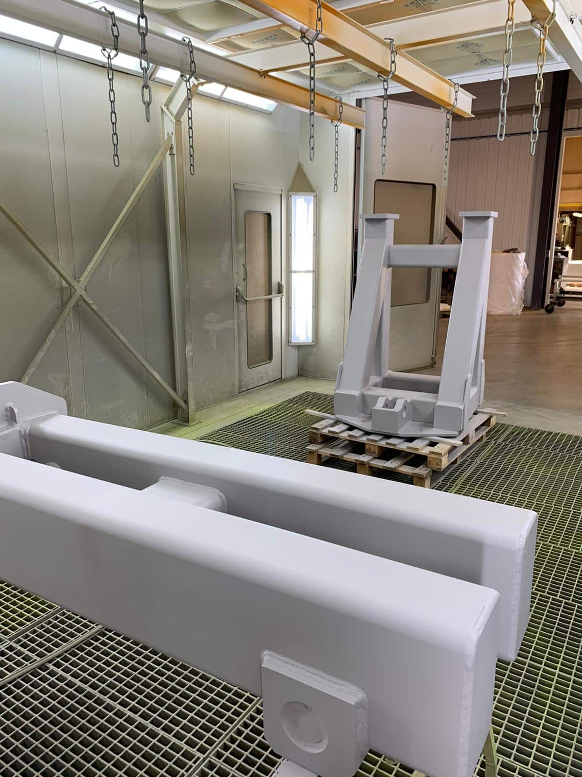 Réalisation industrielle peinte en atelier